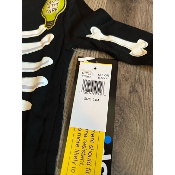Komar Kids Black Skeleton Glow In The Dark 2pc Jammy Set 24 Month NEW - Picture 5 of 8